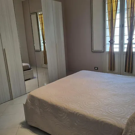 Romano Appartamenti ゲストハウス 3*